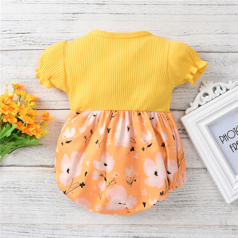 Baby Girls Casual Romper, Yellow Floral Printed Pattern Short Sleeve Round Collar Bodysuit 
Baby Girls Casual Romper, Yellow Floral Printed Pattern Short Sleeve Round Collar Bodysuit