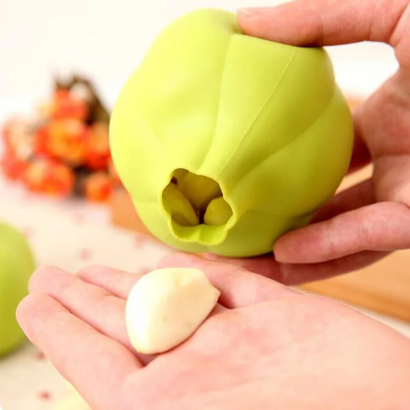 Kitchen Tool Silicone Garlic Peeler DIY Garlic Rub Peeler Rub Garlic Accessories Without Hurting Hands Convenient Time-Saving
Kitchen Tool Silicone Garlic Peeler DIY Garlic Rub Peeler Rub Garlic Accessories Without Hurting Hands Convenient Time-Saving