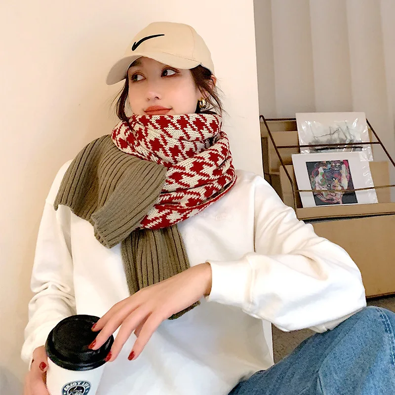 2020Korean fashion autumn winter new warm women's scarf fashion thousand bird grid knitting wool student scarf dual purposeShawl
2020Korean fashion autumn winter new warm women's scarf fashion thousand bird grid knitting wool student scarf dual purposeShawl