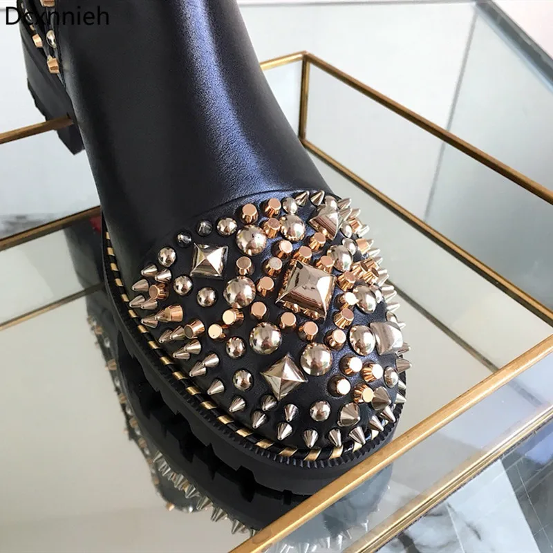 Autumn winter Round toe martin boots 2020 female chunky high heel shoes metal Round toe rivets decor handsome ankle botas Mujer
Autumn winter Round toe martin boots 2020 female chunky high heel shoes metal Round toe rivets decor handsome ankle botas Mujer