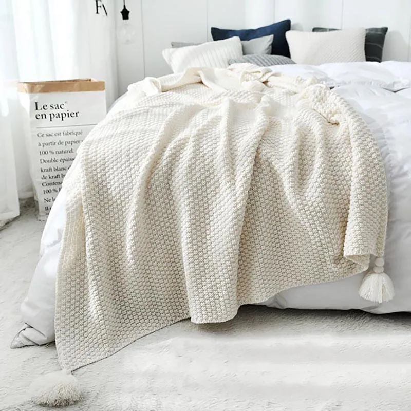 Polyester Fluffy Plaid Blanket Knitted Nordic Decorative Sofa Blankets For Bed Children's Shawl Throw Blanket Bedspreads
Polyester Fluffy Plaid Blanket Knitted Nordic Decorative Sofa Blankets For Bed Children's Shawl Throw Blanket Bedspreads