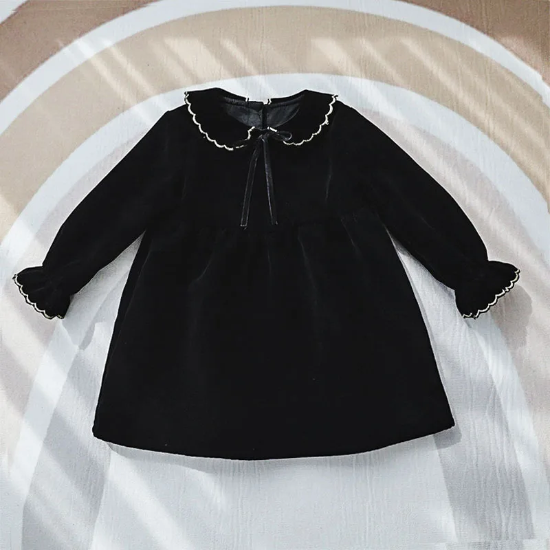 EnkeliBB Children Girl Black Velvet Dress Peter Pan Collor Kids Festive New Year Christmas Long Sleeve Dress Autumn and Winter 
EnkeliBB Children Girl Black Velvet Dress Peter Pan Collor Kids Festive New Year Christmas Long Sleeve Dress Autumn and Winter