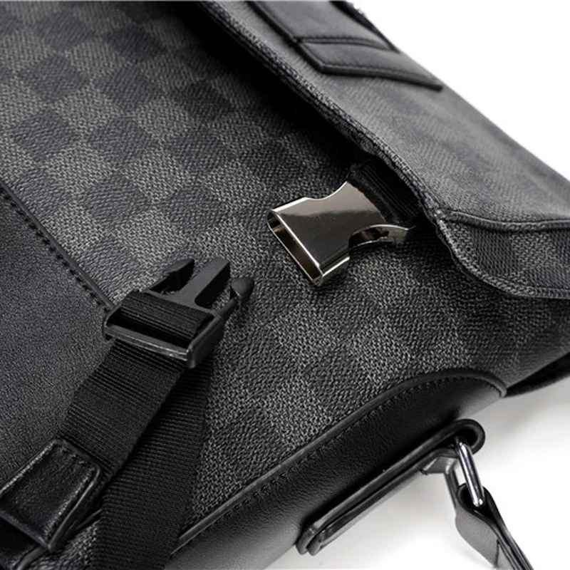 Famous Brand Designer Shoulder/messenger Bag for Men 2020 Fashion Men's Handbag Plaid Leather Travel Crossbody Bags Bolsa Hombre
Famous Brand Designer Shoulder/messenger Bag for Men 2020 Fashion Men's Handbag Plaid Leather Travel Crossbody Bags Bolsa Hombre