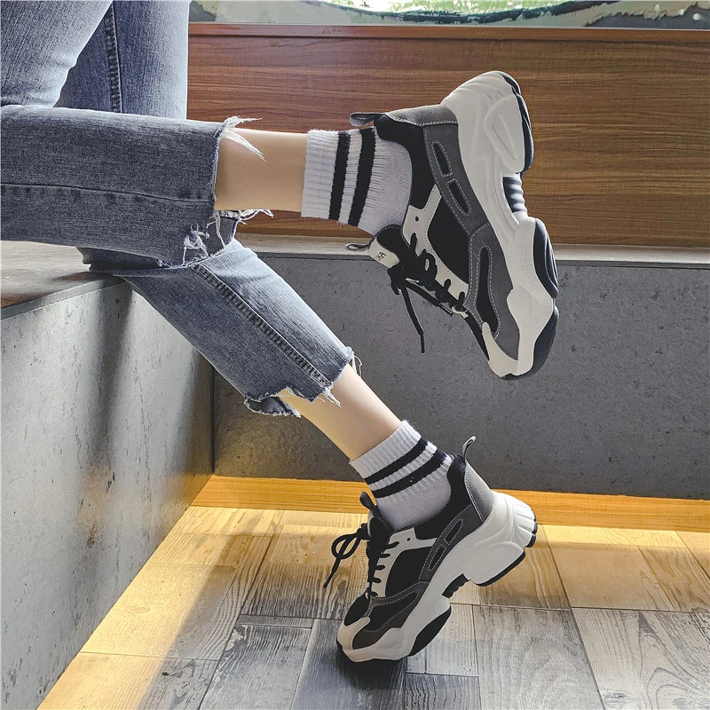 2021 Women Sports Platform Sneakers Casual Vulcanized Shoes Fashion Breathable Spring Summer Dad Chunky Shoes Women Trainers
2021 Women Sports Platform Sneakers Casual Vulcanized Shoes Fashion Breathable Spring Summer Dad Chunky Shoes Women Trainers