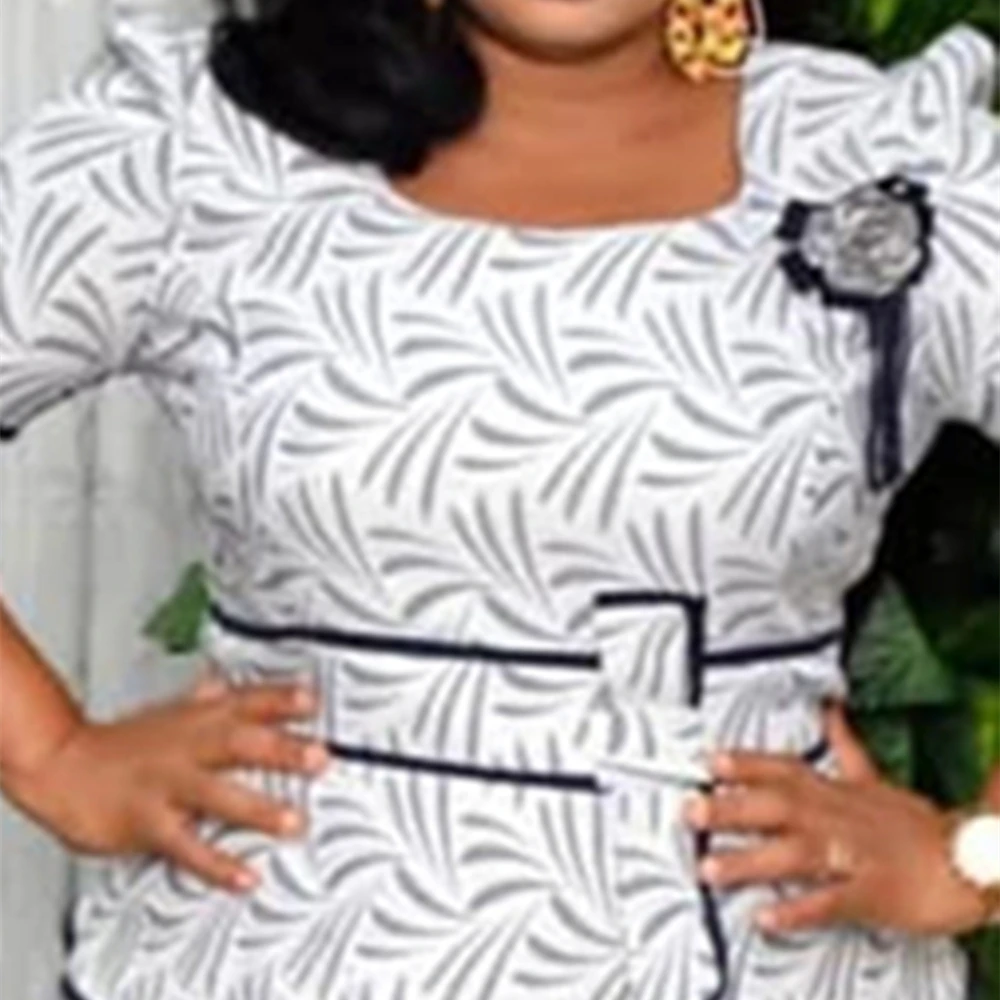 2021 Offices Ladies Dress New Summer Hot Sale African Style Plus Size Short Sleeve Printed Patchwork Bow Dress For Women
2021 Offices Ladies Dress New Summer Hot Sale African Style Plus Size Short Sleeve Printed Patchwork Bow Dress For Women