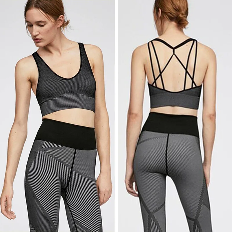 Summer 2021 Sexy Tops Backless Hollow Out Fitness Sleeveless Short Crop Tops Thin Strap Sports Bra Workout Top
Summer 2021 Sexy Tops Backless Hollow Out Fitness Sleeveless Short Crop Tops Thin Strap Sports Bra Workout Top