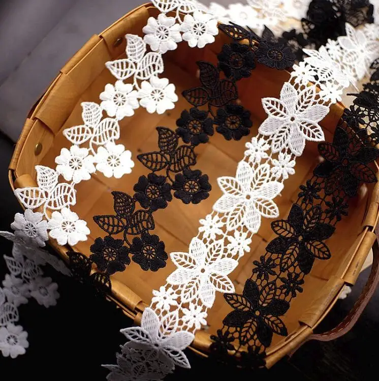 2 Meters Water Soluble Lace Trim White Black Embroidered Handmade Wedding Dress necklace Trims Dress Sewing Supplies DIY Craft
2 Meters Water Soluble Lace Trim White Black Embroidered Handmade Wedding Dress necklace Trims Dress Sewing Supplies DIY Craft