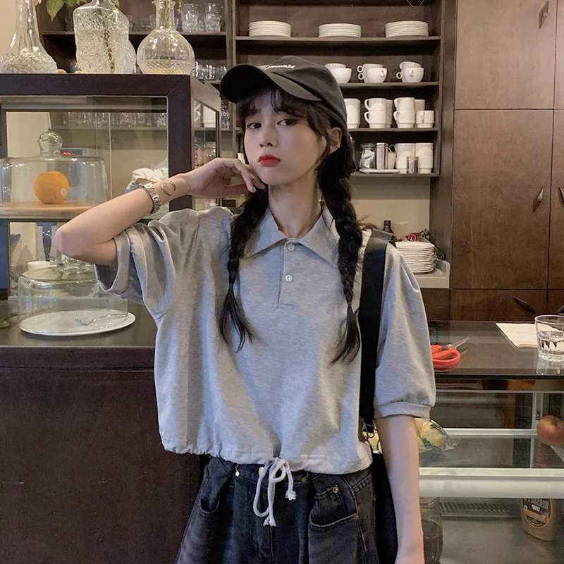 INS Super Popular Short Sleeve T-shirt Women's Summer Retro Polo Collar Design Sense Niche T-shirt Loose Student Short Top
INS Super Popular Short Sleeve T-shirt Women's Summer Retro Polo Collar Design Sense Niche T-shirt Loose Student Short Top