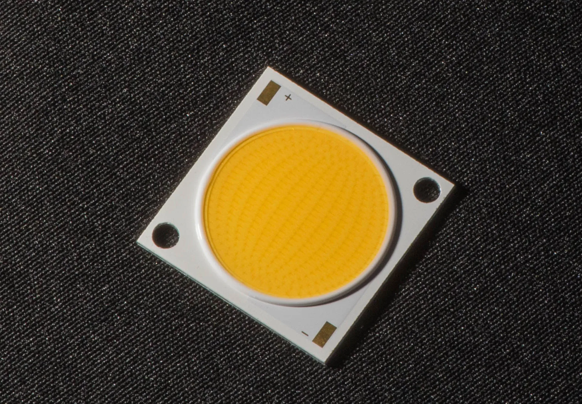 Светодиодный чип DIY LED U-Home 28x28mm
Светодиодный чип DIY LED U-Home 28x28mm