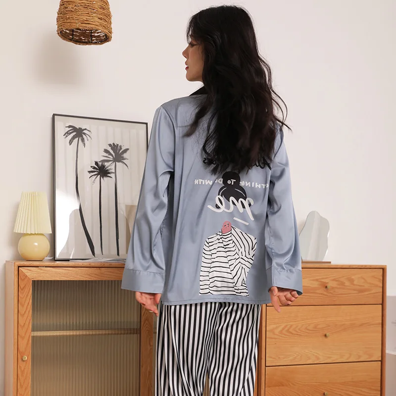 Women Lapel Pajamas Set Gray Striped Loungewear Long Sleeve 2PCS Sleepwear Female Pijamas Suit Elastic Waist Pyjamas Pour 
Women Lapel Pajamas Set Gray Striped Loungewear Long Sleeve 2PCS Sleepwear Female Pijamas Suit Elastic Waist Pyjamas Pour