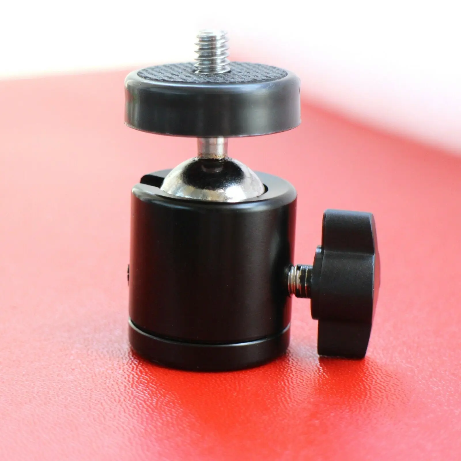 1pcs For Tripod Adapter 1/4 Screw Mount Camera Led Light Flash Bracket Holder Shoe Cradle Ball Head
1pcs For Tripod Adapter 1/4 Screw Mount Camera Led Light Flash Bracket Holder Shoe Cradle Ball Head
