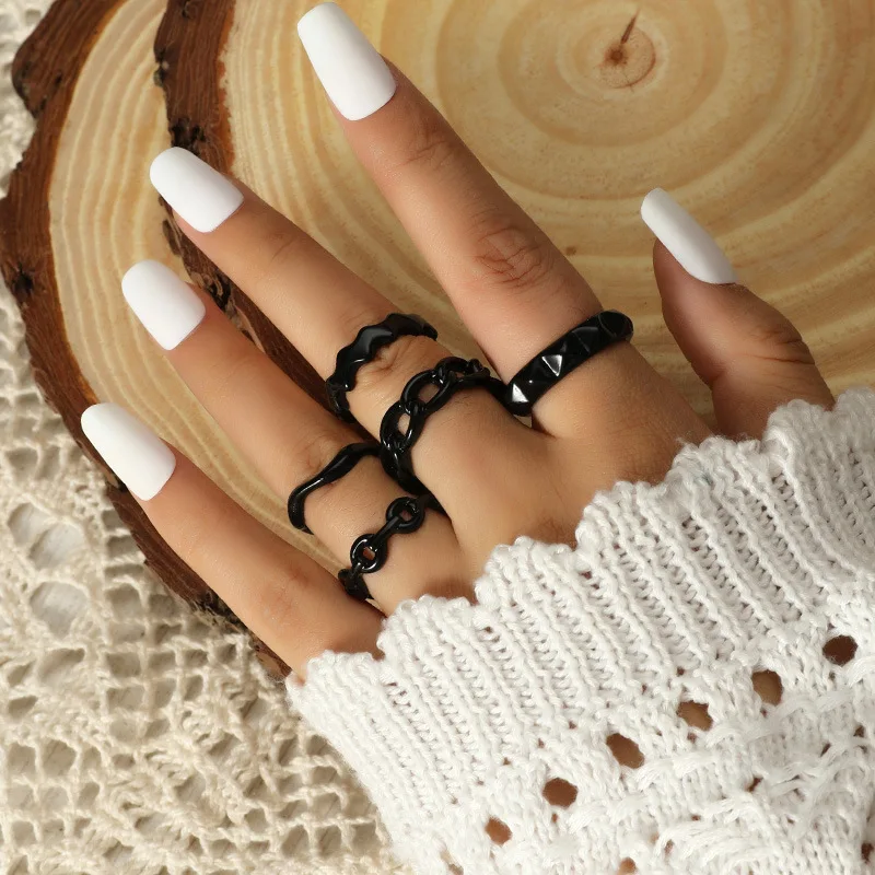 5Pcs/set Punk Finger Rings Sets Minimalist Smooth Black Geometric Metal Rings For Women Girls Party Jewelry Gift Bijoux Femme
5Pcs/set Punk Finger Rings Sets Minimalist Smooth Black Geometric Metal Rings For Women Girls Party Jewelry Gift Bijoux Femme