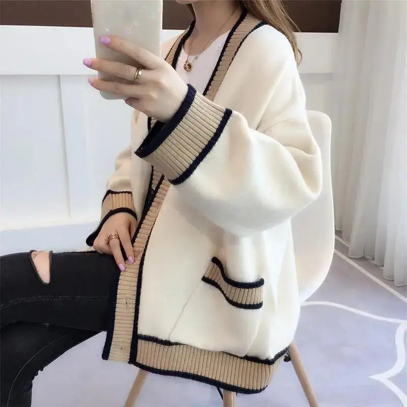 Cardigan Women Stripe Wool Sweater for Women Vintage V-neck Daily Oversize Cardigan Fall Casual All-match Women Knitwear Coats
Cardigan Women Stripe Wool Sweater for Women Vintage V-neck Daily Oversize Cardigan Fall Casual All-match Women Knitwear Coats
