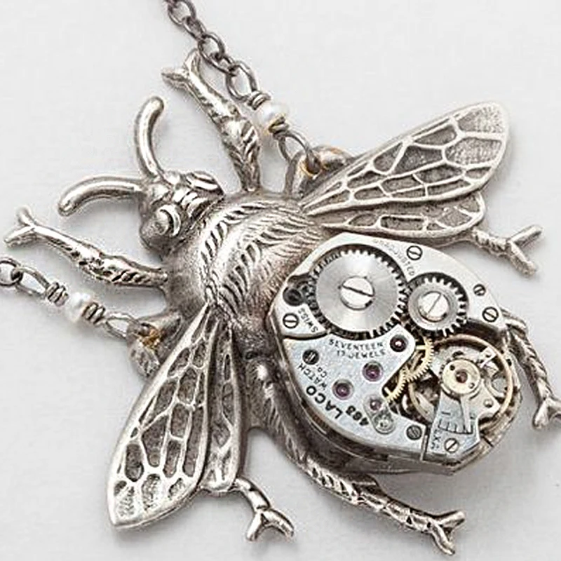 New Hot Selling Women's Jewelry Exquisite Fashion Alloy Mechanical Insect Crab Necklace Animal Pendant
New Hot Selling Women's Jewelry Exquisite Fashion Alloy Mechanical Insect Crab Necklace Animal Pendant