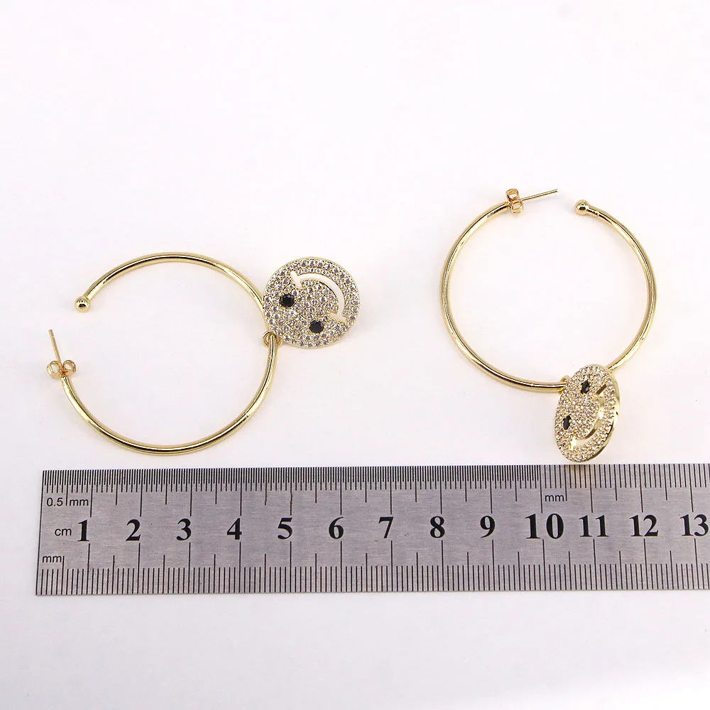 3 Pairs, Crystal Smile Face Hoop Earrings Pendant For Women Gold CZ Pave Geometric Earring Jewelry Accessory Statement Gifts
3 Pairs, Crystal Smile Face Hoop Earrings Pendant For Women Gold CZ Pave Geometric Earring Jewelry Accessory Statement Gifts
