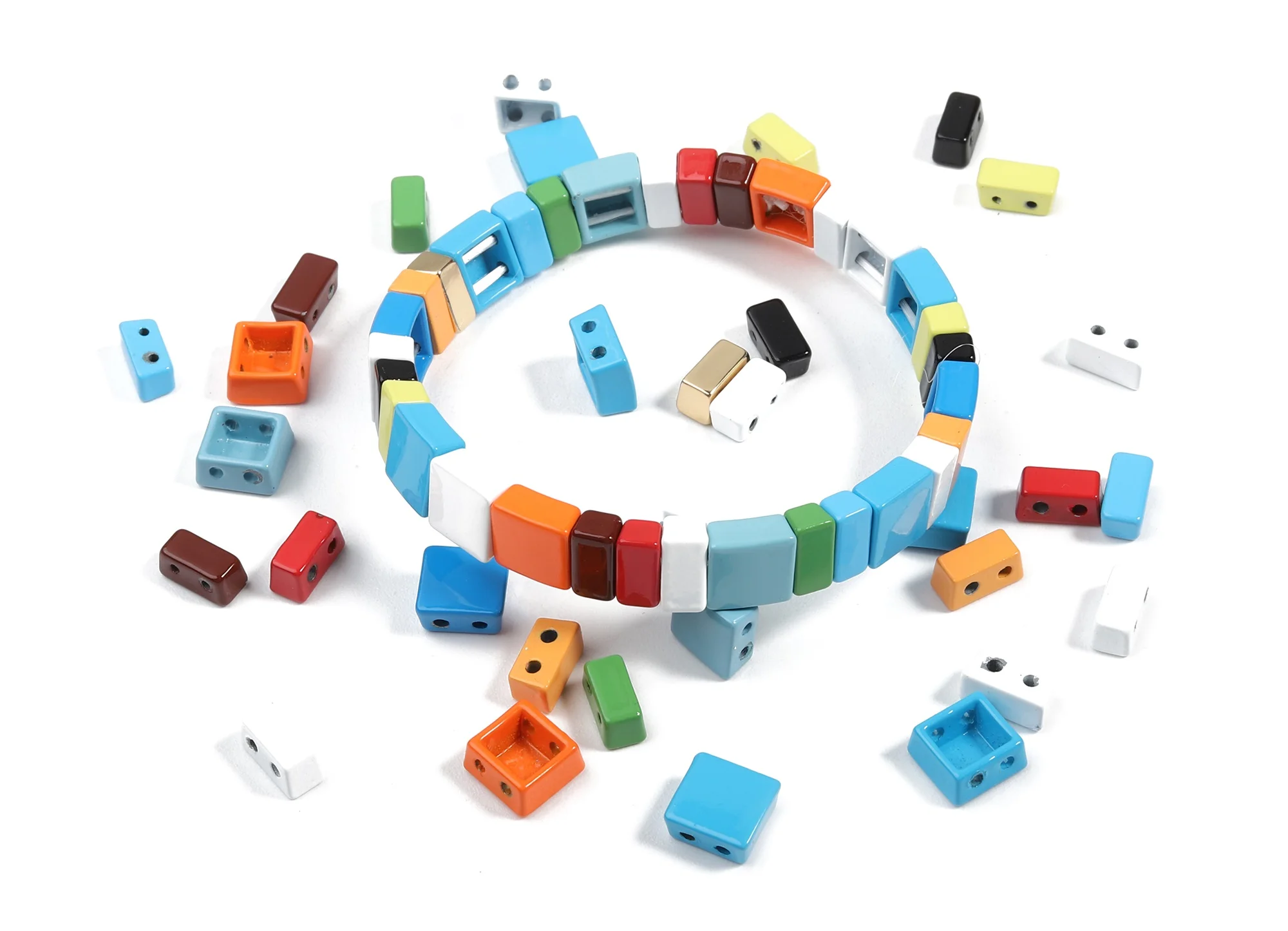 ET1018 - 1 браслет-набор бусин для браслета Tila-эмалированные квадратные прямоугольные стеклянные бусины с 2 отверстиями для браслета-59x8, 3x4, 4 мм
ET1018 - 1 браслет-набор бусин для браслета Tila-эмалированные квадратные прямоугольные стеклянные бусины с 2 отверстиями для браслета-59x8, 3x4, 4 мм