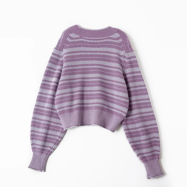 Women Stripes Knit Sweater V-neck Single Breasted Long Sleeve Loose Female Knitwear Cardigans
Women Stripes Knit Sweater V-neck Single Breasted Long Sleeve Loose Female Knitwear Cardigans