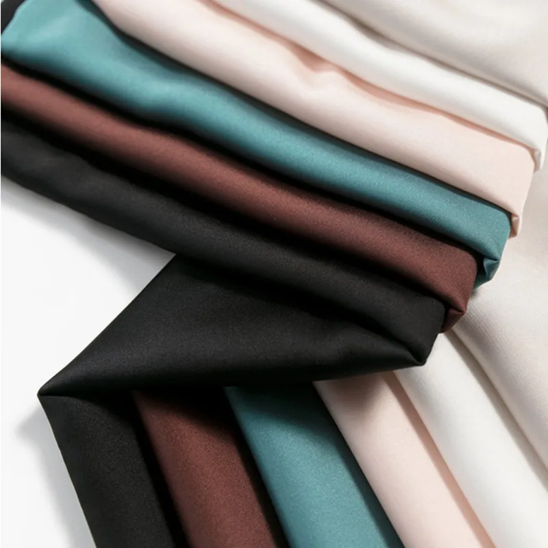 Halter Spaghetti Strap Vests Women V-Neck Satin Silk Solid Base Tank Top Sleeveless Sexy Tops Women Summer 2021 Camisole Fashion 
Halter Spaghetti Strap Vests Women V-Neck Satin Silk Solid Base Tank Top Sleeveless Sexy Tops Women Summer 2021 Camisole Fashion