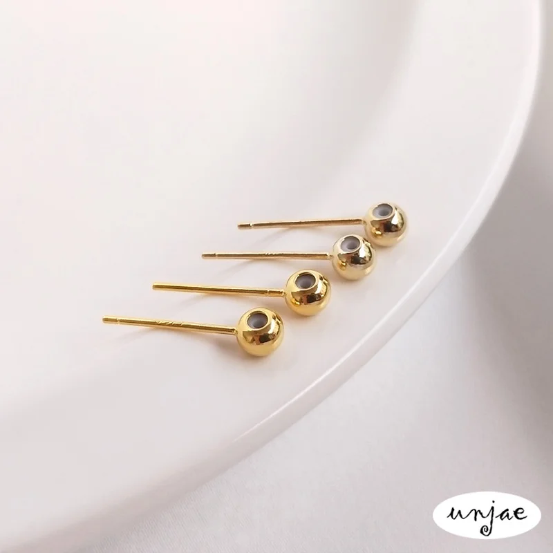 Customized 14K gold 18K gold rubber beads earrings silicone adjustable earrings diy handmade ear jewelry material accessories
Customized 14K gold 18K gold rubber beads earrings silicone adjustable earrings diy handmade ear jewelry material accessories