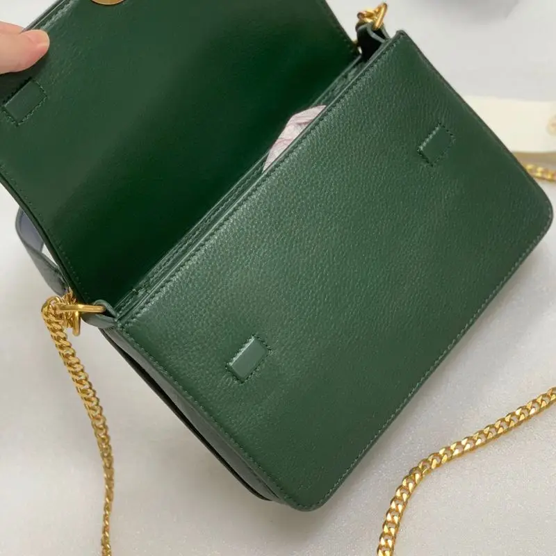 Double straps handbag top quality square bag famous brand luxury genuine leather shoulder bags for women designer caviar handbag
Double straps handbag top quality square bag famous brand luxury genuine leather shoulder bags for women designer caviar handbag