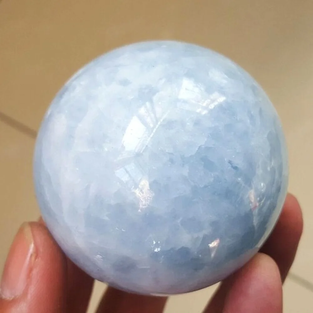 300g 60mm Natural Crystal ball Sparkling Blue Celestite sphere Geode Mineral Specimen
300g 60mm Natural Crystal ball Sparkling Blue Celestite sphere Geode Mineral Specimen