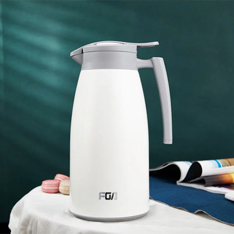 Fuguang's new simple and fresh household thermos creative handle portable large capacity thermos printing
Fuguang's new simple and fresh household thermos creative handle portable large capacity thermos printing