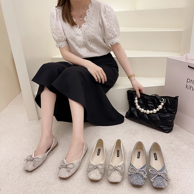 Bow-Knot Shallow Mouth Shoes Woman Comfortable And Elegant Square Toe Female Footwear Soft Casual Sneaker Crystal Butterfly Dres
Bow-Knot Shallow Mouth Shoes Woman Comfortable And Elegant Square Toe Female Footwear Soft Casual Sneaker Crystal Butterfly Dres