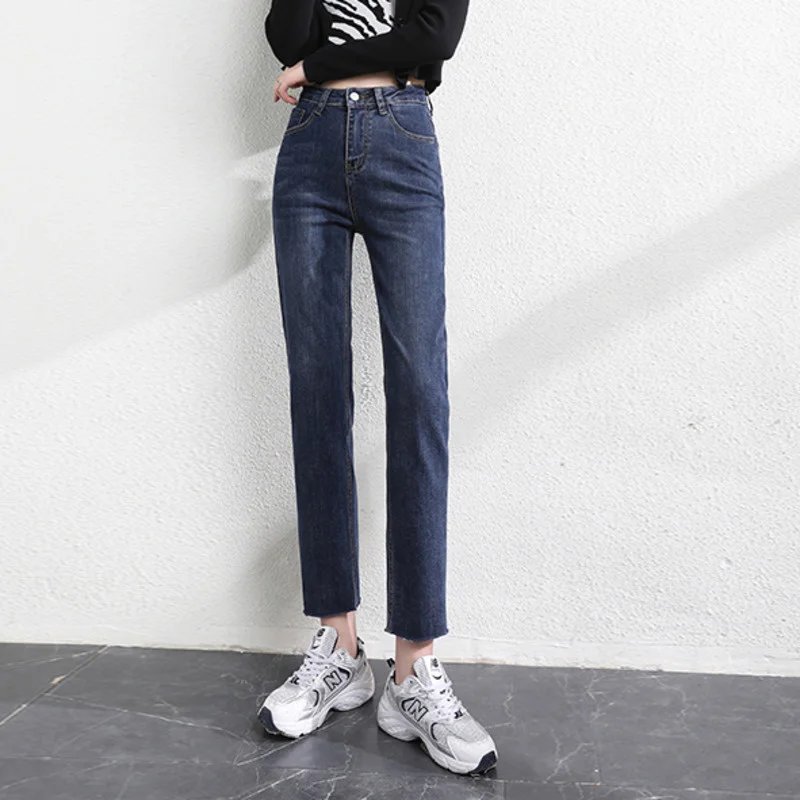Black Straight Jeans for Women New High Waist Loose Slimming Design Sense Cropped Small Pants
Black Straight Jeans for Women New High Waist Loose Slimming Design Sense Cropped Small Pants