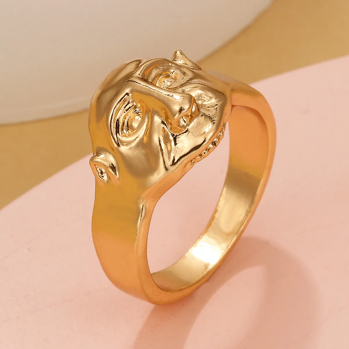Luxury Smiley Face Rings for Women Creative Good Lucky Circle Abstract Face Ring Party Men and Women Punk Rings Jewelry Gifts
Luxury Smiley Face Rings for Women Creative Good Lucky Circle Abstract Face Ring Party Men and Women Punk Rings Jewelry Gifts