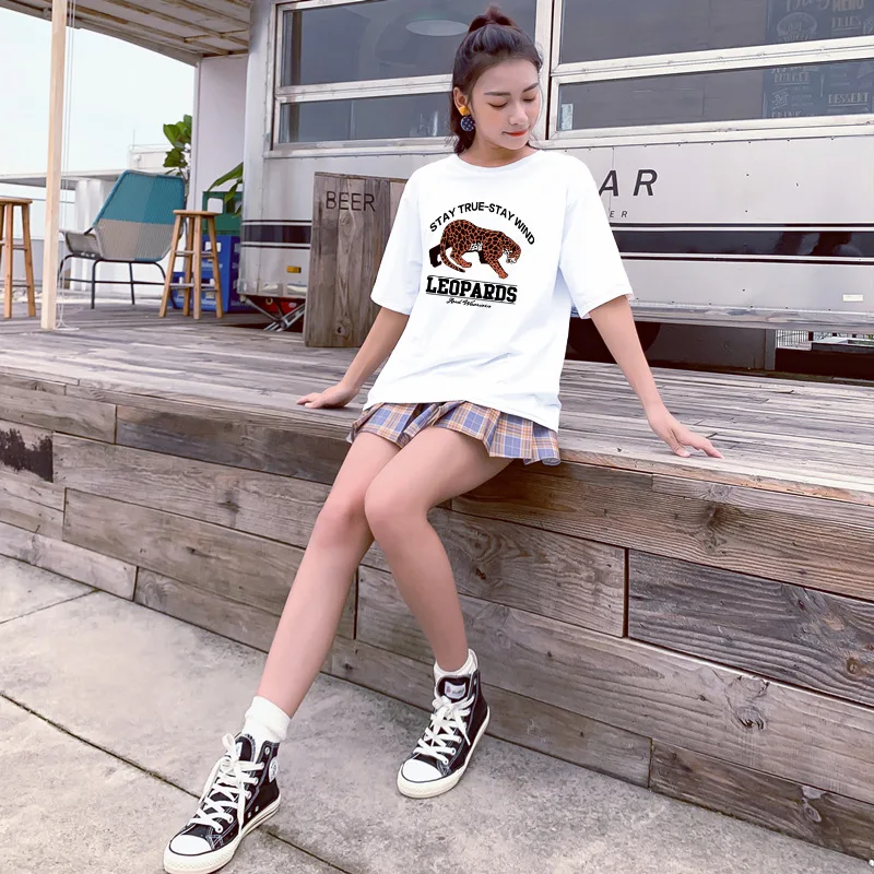 Summer 2021 New Web Celebrity Print Shirt Loose Short Sleeve Half Sleeve T Shirt Simple Round Collar Women's Dress 
Summer 2021 New Web Celebrity Print Shirt Loose Short Sleeve Half Sleeve T Shirt Simple Round Collar Women's Dress