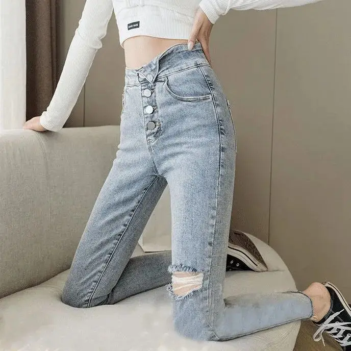 Vintage Jeans Women's 2021 spring and summer new small feet show thin high waist tight versatile Capris
Vintage Jeans Women's 2021 spring and summer new small feet show thin high waist tight versatile Capris