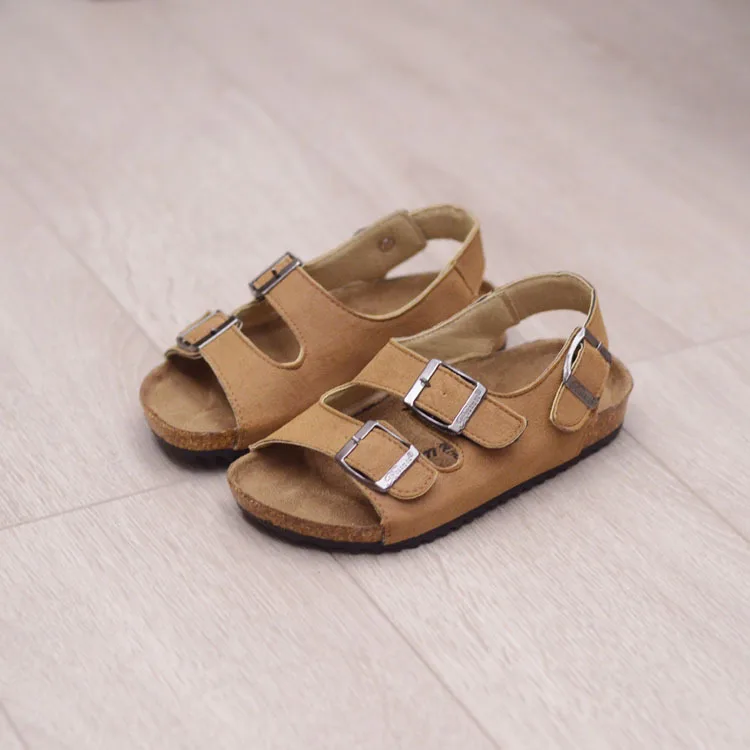 2020 New Summer Kids Beach Sandals for Boys Cork Sandals Non-slip Soft Leather Girls Sport Sandal Children Shoes Outdoor Fashion 
2020 New Summer Kids Beach Sandals for Boys Cork Sandals Non-slip Soft Leather Girls Sport Sandal Children Shoes Outdoor Fashion