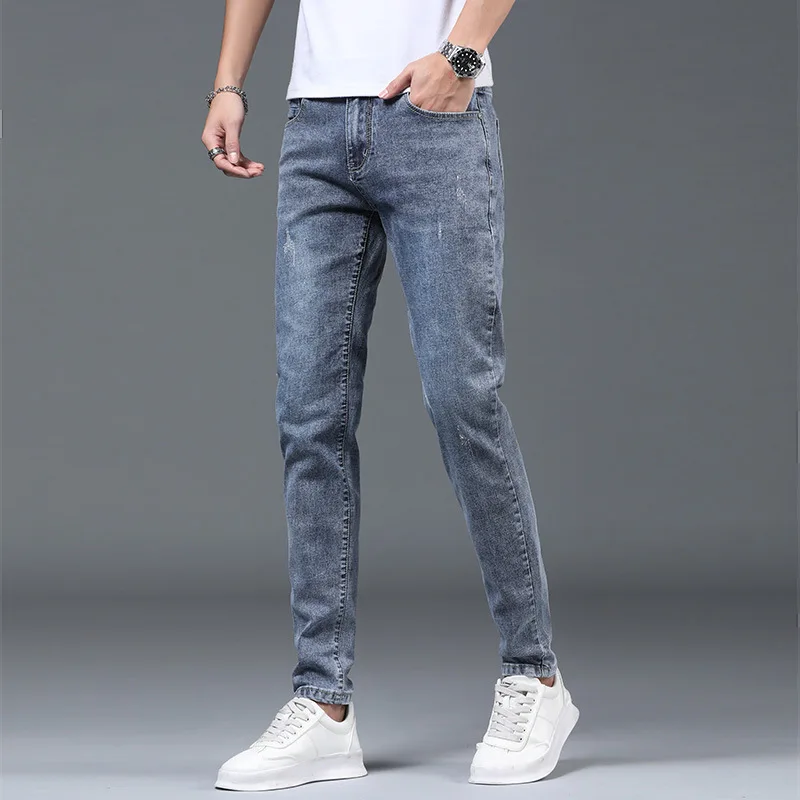 2021 Summer Thin Men's Jeans Nine Divided Pants Light Fit, Straight Leg, Korean Edition, Stretched, Recreational Small Leg Pants
2021 Summer Thin Men's Jeans Nine Divided Pants Light Fit, Straight Leg, Korean Edition, Stretched, Recreational Small Leg Pants