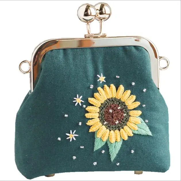 Sunflower Maple Leaf Pack European embroidery kit simple three-dimensional embroidery Ribbon kit embroidery needlework
Sunflower Maple Leaf Pack European embroidery kit simple three-dimensional embroidery Ribbon kit embroidery needlework