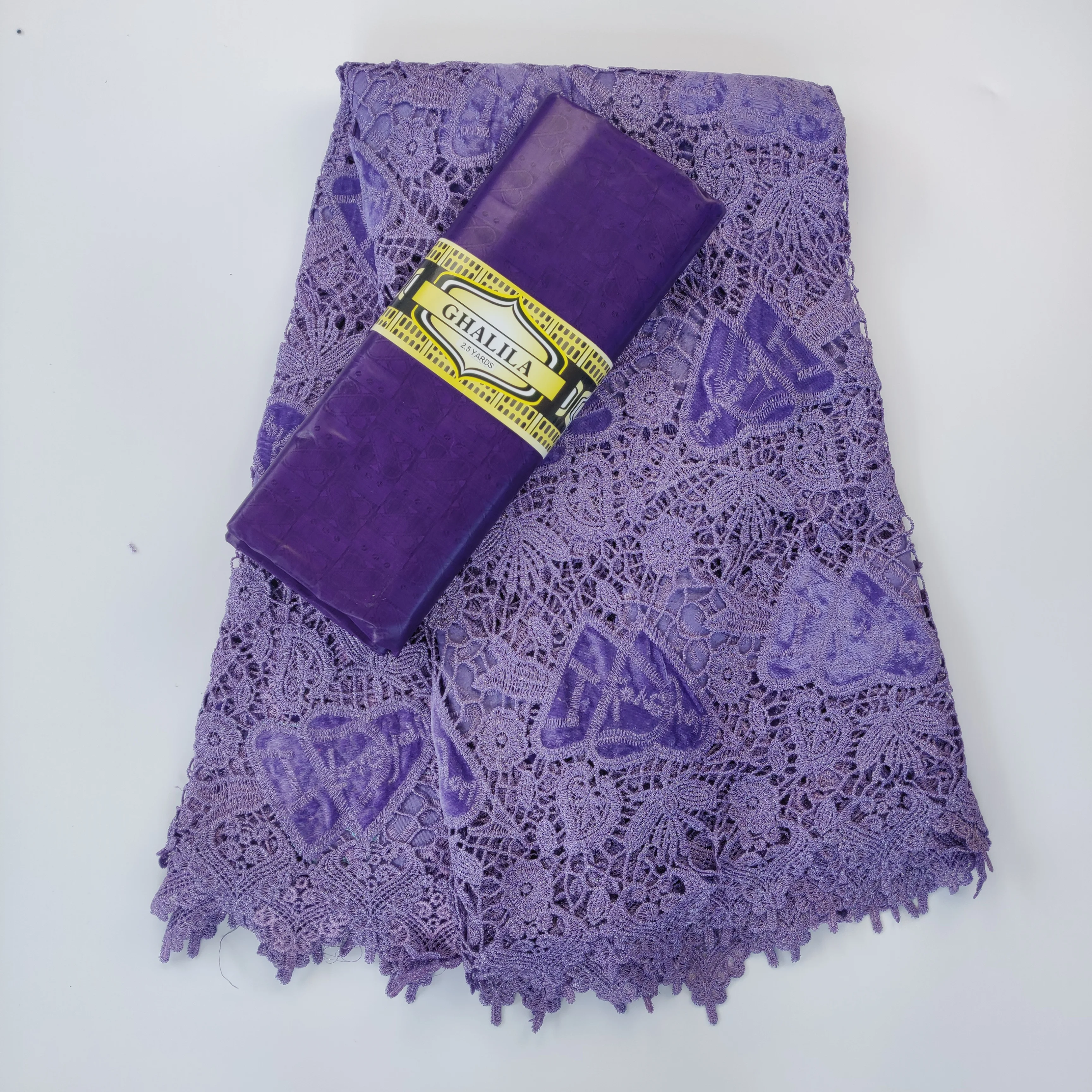 2.5+2.5 Yards 2020 Latest Mesh Laces With Bazin Riche Fabrics Velvet Embroidery Tulle Net Lace With Basin African Senegal Fabric
2.5+2.5 Yards 2020 Latest Mesh Laces With Bazin Riche Fabrics Velvet Embroidery Tulle Net Lace With Basin African Senegal Fabric
