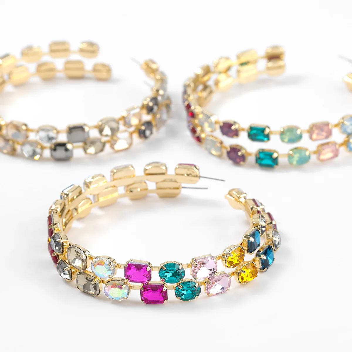 Fashion Metal Geometric Glass Hoop Earrings Women's Exaggerated Popular Earrings Campus Party Jewelry Accessories 
Fashion Metal Geometric Glass Hoop Earrings Women's Exaggerated Popular Earrings Campus Party Jewelry Accessories