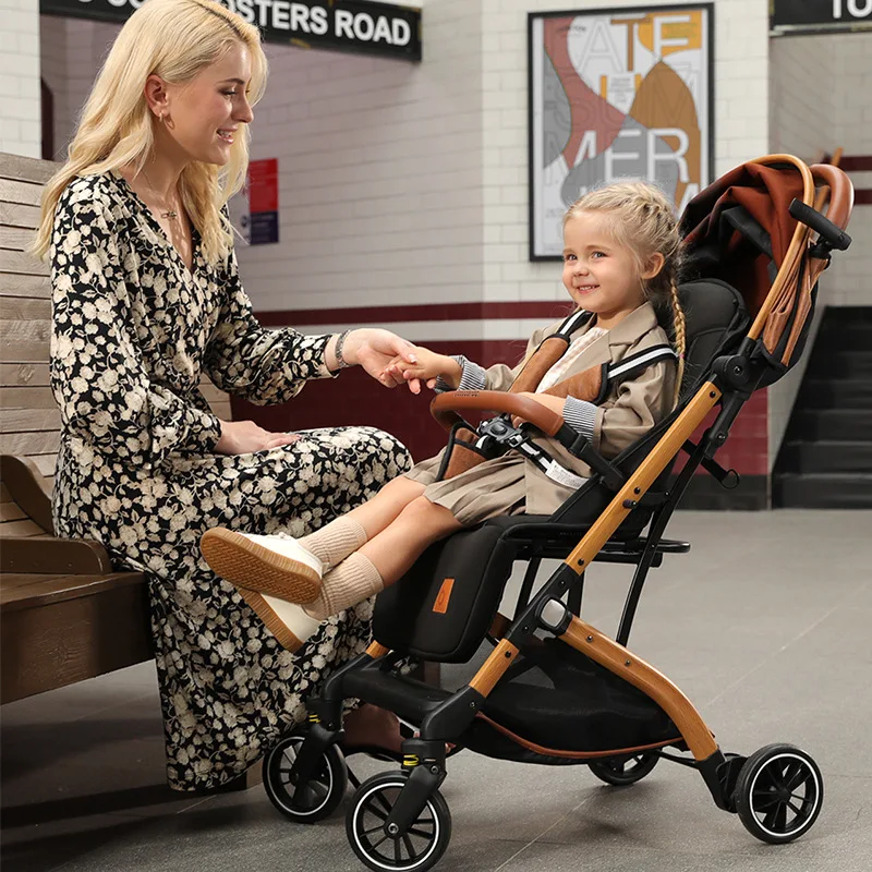 Детская коляска LV1, сидячее и лежачее положение, портативная складная коляска с зонтом, детская коляска
Детская коляска LV1, сидячее и лежачее положение, портативная складная коляска с зонтом, детская коляска