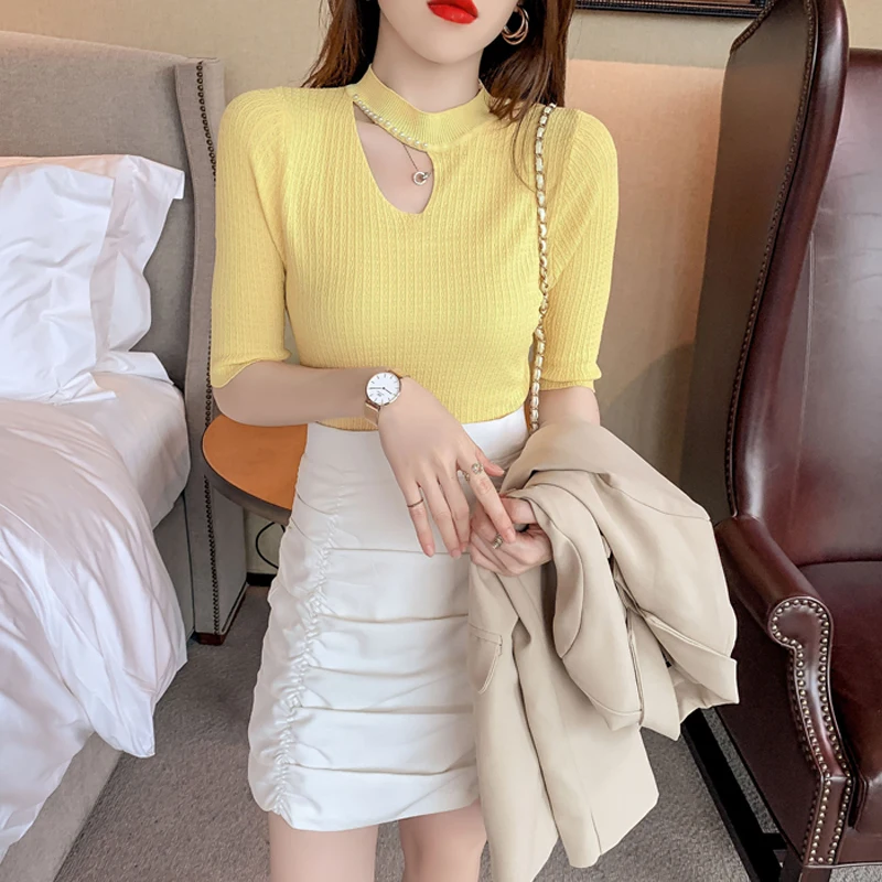 Hollow out Sexy Knitted T-shirt Short Sleeve Tops Female Korean Fashion Beading Pullover T Shirt Women Elegant Ladies Tees Shirt
Hollow out Sexy Knitted T-shirt Short Sleeve Tops Female Korean Fashion Beading Pullover T Shirt Women Elegant Ladies Tees Shirt