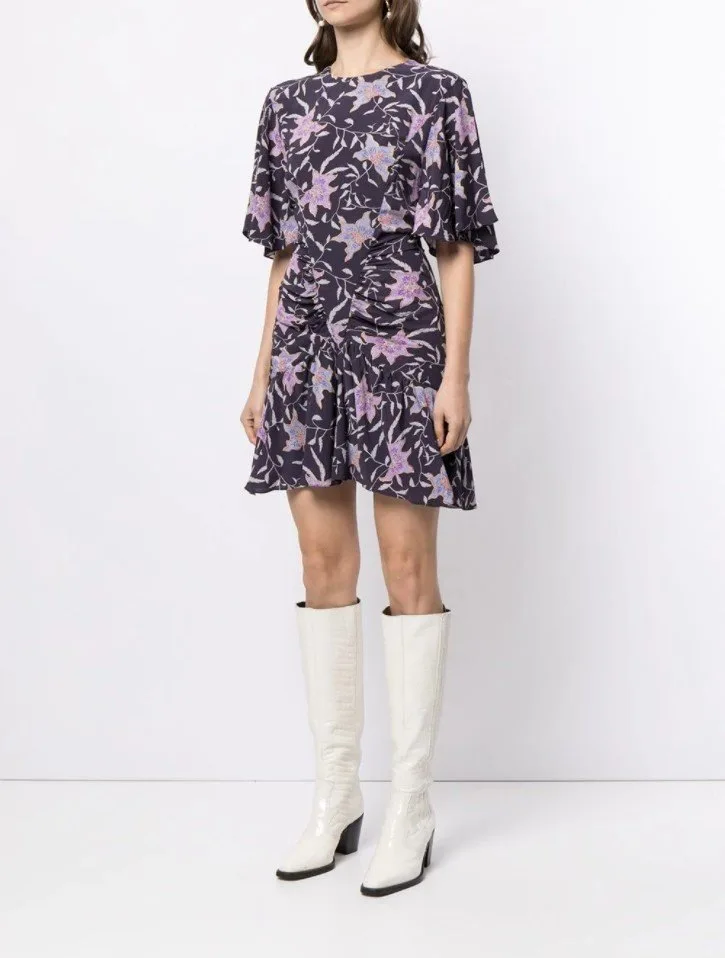 Early spring 2021 new floral round collar flying sleeve pleated print waist dress y2k dress
Early spring 2021 new floral round collar flying sleeve pleated print waist dress y2k dress