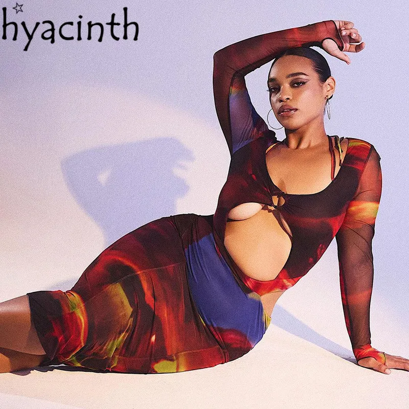 2022 y2k New Women Dresses Printing Design Button Hollow Out Halter Neck Tie-up Long Sleeve Style Slim Long Dress
2022 y2k New Women Dresses Printing Design Button Hollow Out Halter Neck Tie-up Long Sleeve Style Slim Long Dress