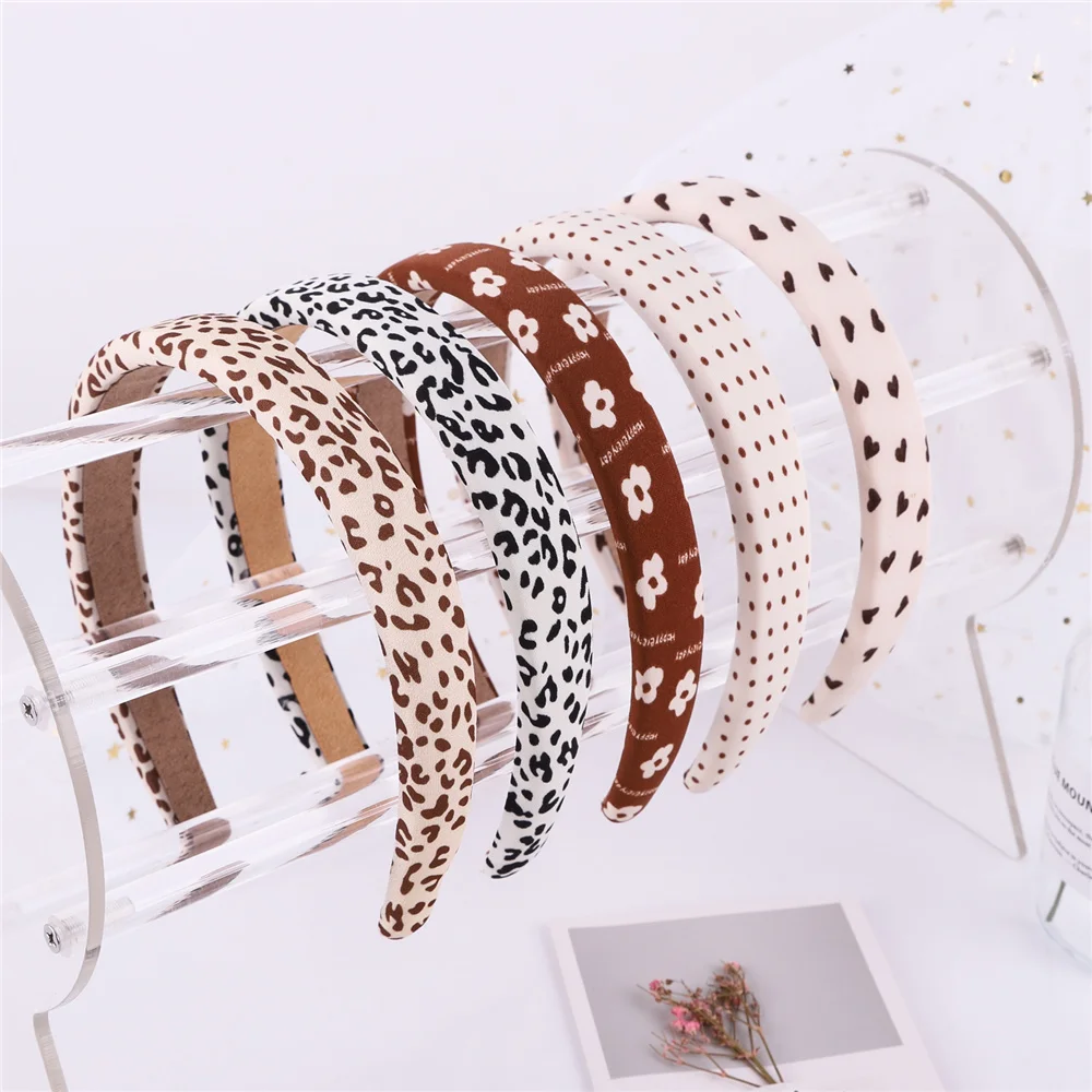 New Cute Candy Colors Sponge Simple Hairbands Sweet Hair Holder Headband Women Girls Hair Hoop Fashion Hair Accessories Gifts
New Cute Candy Colors Sponge Simple Hairbands Sweet Hair Holder Headband Women Girls Hair Hoop Fashion Hair Accessories Gifts