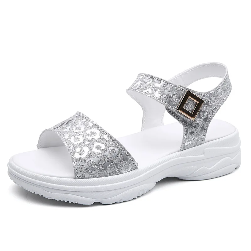 Summer new trendy sports sandals women's fashion buckle platform platform casual shoes women
Summer new trendy sports sandals women's fashion buckle platform platform casual shoes women