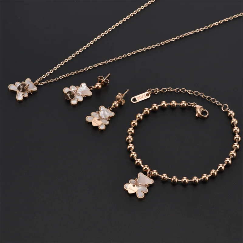 New Bear Stainless Steel Without Fading Cute Simple Rose Gold Clavicle Chain Women Necklace Earings Bracelet Anket Jewelry Sets
New Bear Stainless Steel Without Fading Cute Simple Rose Gold Clavicle Chain Women Necklace Earings Bracelet Anket Jewelry Sets
