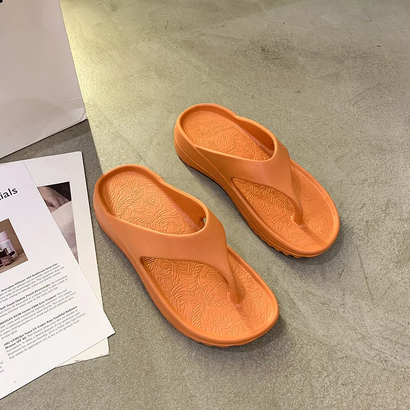 New style flip-flops for women's outer wear, summer fashion, thick-soled non-slip beach beach soft-soled flip flops NSTX2
New style flip-flops for women's outer wear, summer fashion, thick-soled non-slip beach beach soft-soled flip flops NSTX2