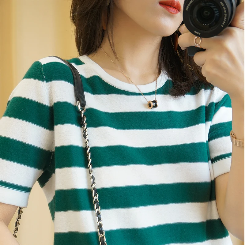 Short-Sleeved T-Shirt Women 2020 Summer New Cotton Tops Striped O-Neck Cotton Half-Sleeved Loose Base Knitted Pullover
Short-Sleeved T-Shirt Women 2020 Summer New Cotton Tops Striped O-Neck Cotton Half-Sleeved Loose Base Knitted Pullover