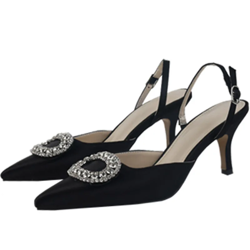 Summer new stiletto pointed high heel rhinestone buckle sandals Satin Korean version of the wild Baotou female cool shoes
Summer new stiletto pointed high heel rhinestone buckle sandals Satin Korean version of the wild Baotou female cool shoes