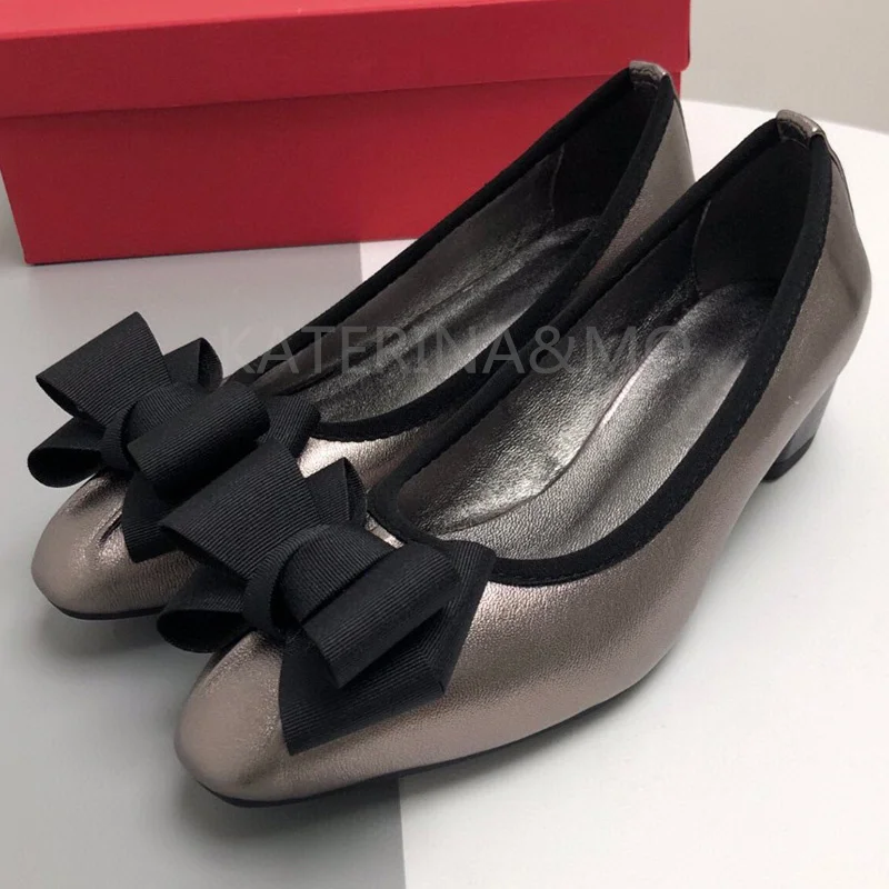 Genuine Leather Luxury Brand Foldable Shoes High Quality Comfortable Ladies Sheepskin Round Toe Femme Roll-Up Cake Shoes Ballet
Genuine Leather Luxury Brand Foldable Shoes High Quality Comfortable Ladies Sheepskin Round Toe Femme Roll-Up Cake Shoes Ballet