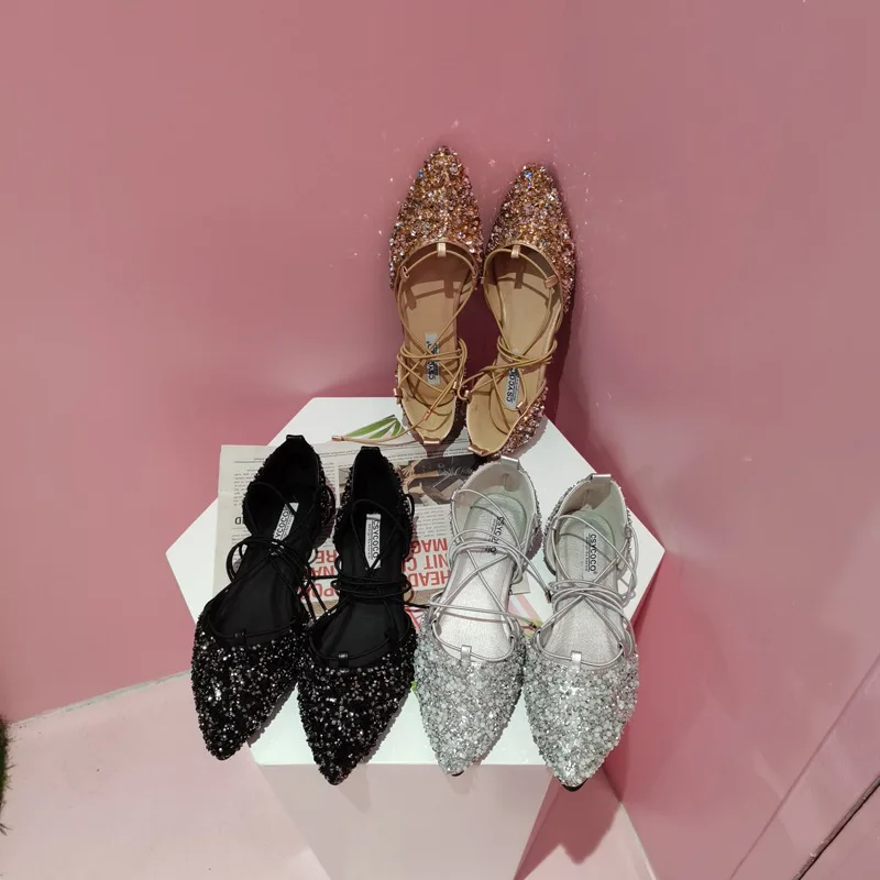 Blingbling Summer Shoes Women Flats Sandals Cross Bandage Flats Shoes 2021 Sequined Female Casual Shoes Pointed Toe Sandals
Blingbling Summer Shoes Women Flats Sandals Cross Bandage Flats Shoes 2021 Sequined Female Casual Shoes Pointed Toe Sandals