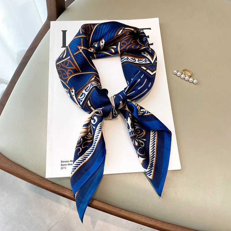 Fashion Women Luxury Black Cashew Floral Square Silk Shawl Scarf Lady Print Soft Wraps Pashmina Bufandas Muslim Hijab 70*70Cm
Fashion Women Luxury Black Cashew Floral Square Silk Shawl Scarf Lady Print Soft Wraps Pashmina Bufandas Muslim Hijab 70*70Cm