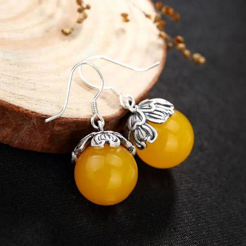 S925 Sterling Silver Ornament Vintage Pattern Inlaid Canary Stone Women's National Fashion Personalized Earrings Silver Earrings
S925 Sterling Silver Ornament Vintage Pattern Inlaid Canary Stone Women's National Fashion Personalized Earrings Silver Earrings